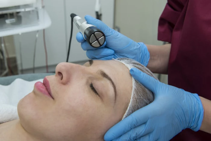 ZONER® РАДИОЧЕСТОТЕН ЛИФТИНГ ЗА ЛИЦЕ